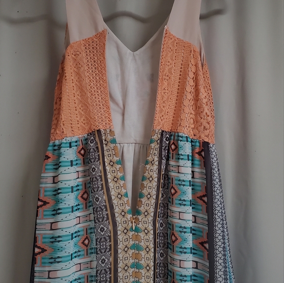 Bohemian Maxi Dress v-neck embroidered, vintage look - Picture 7 of 12